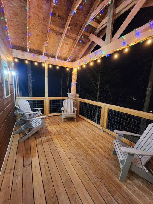 Dancing Bear Cabin- Relax & Enjoy! セバービル エクステリア 写真