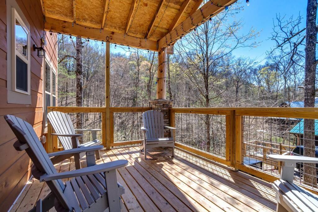 Dancing Bear Cabin- Relax & Enjoy! セバービル エクステリア 写真