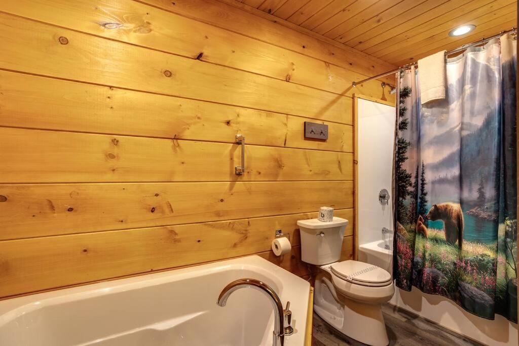 Dancing Bear Cabin- Relax & Enjoy! セバービル エクステリア 写真