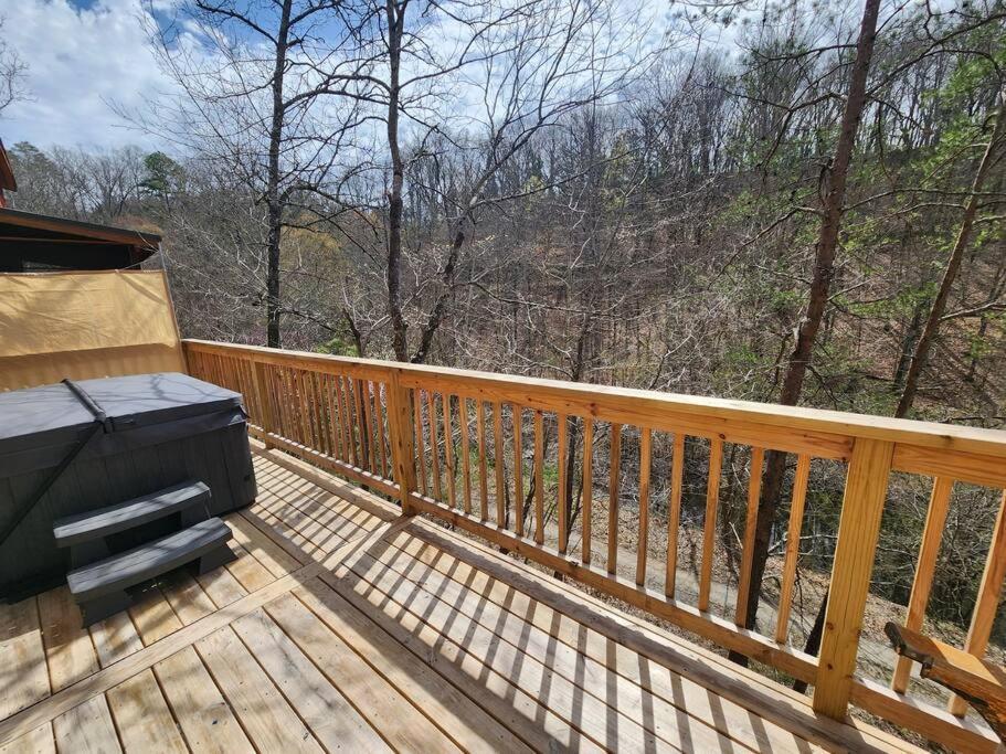 Dancing Bear Cabin- Relax & Enjoy! セバービル エクステリア 写真